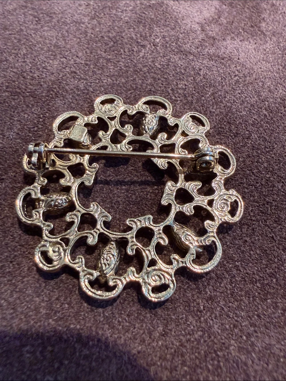 Vintage-Inspired Brooches - set of 4